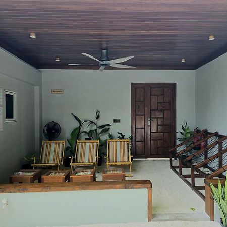 Dhonfalhu Dhigurah Dhigurah  Exterior photo